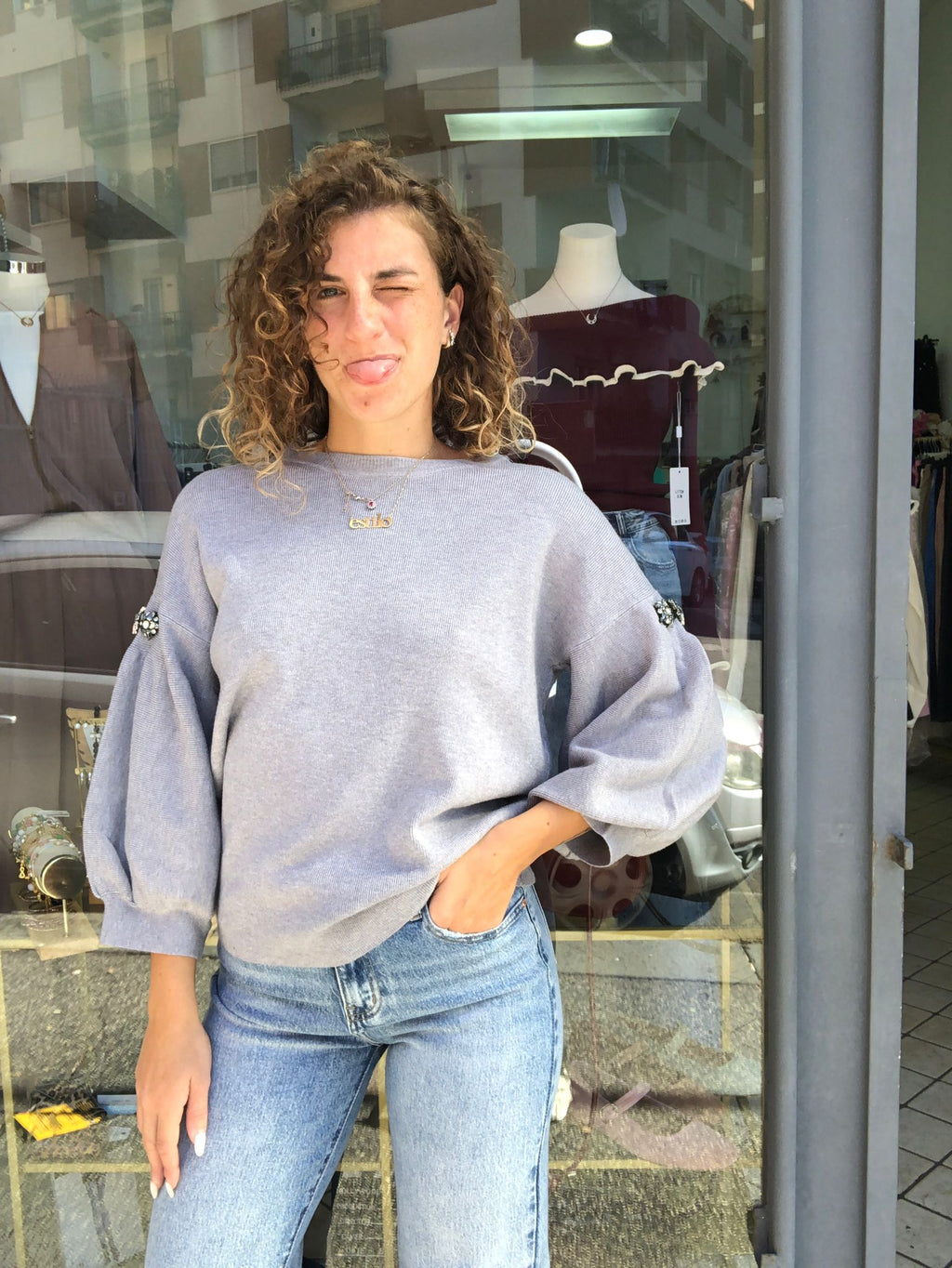 Maglione con dettaglio gioiello