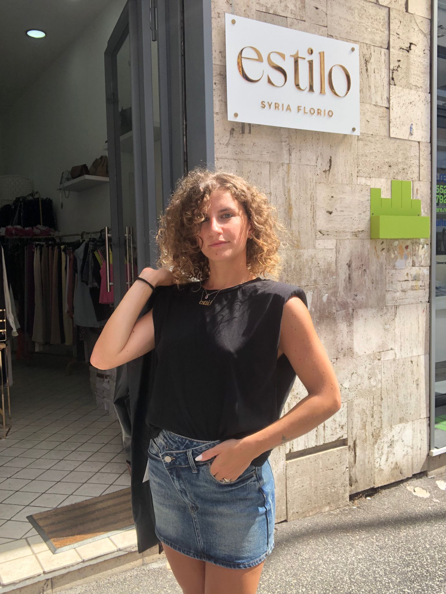 Maglia giromanica con spalline