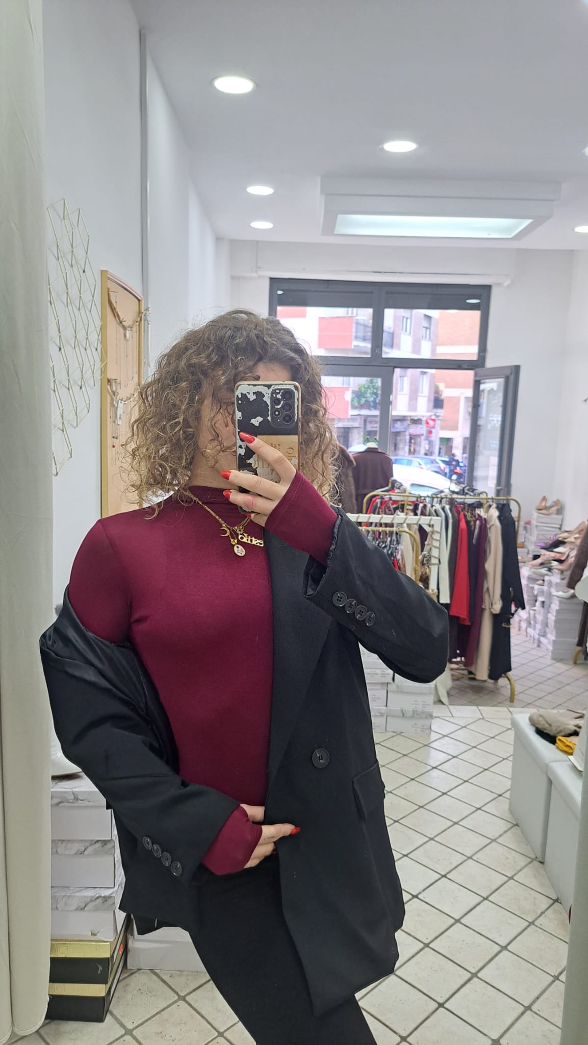 Body a mezzo collo con manica a guanti