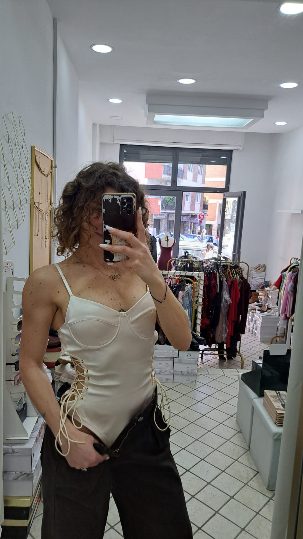 Body satin