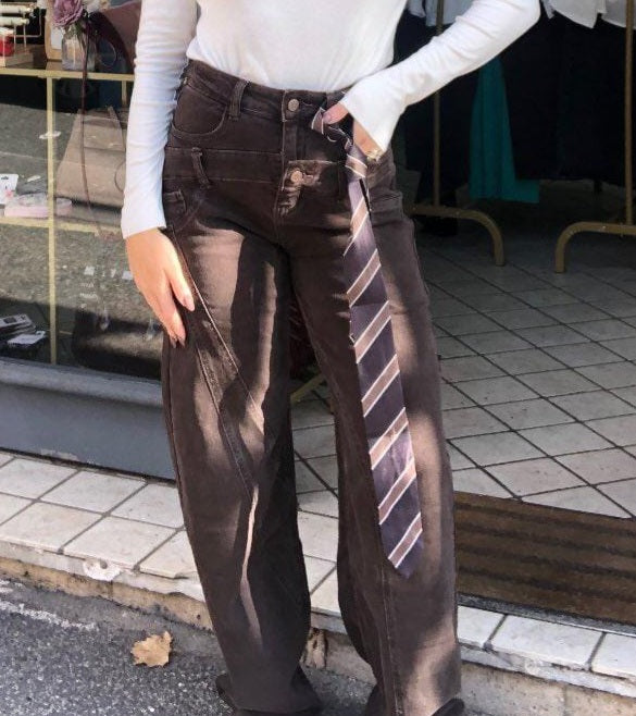 Jeans con dettaglio cravatta e doppio bottone