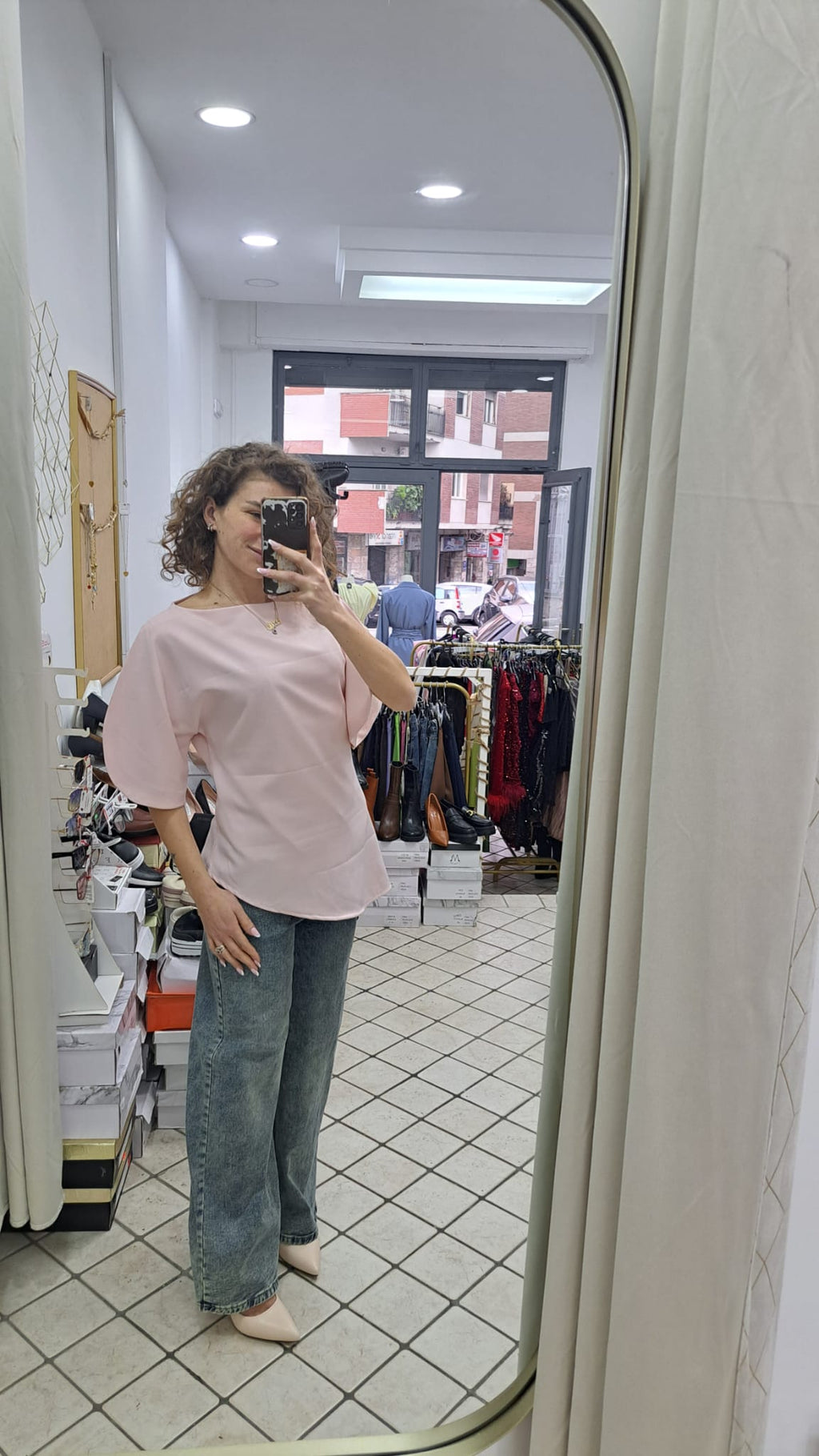 Maglia con manica particolare