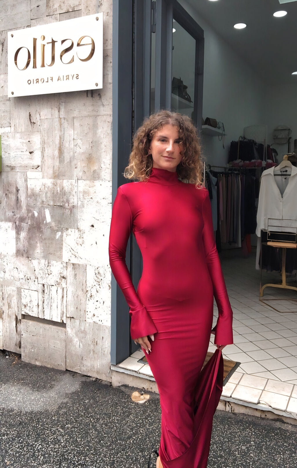 Abito lungo con schiena scoperta