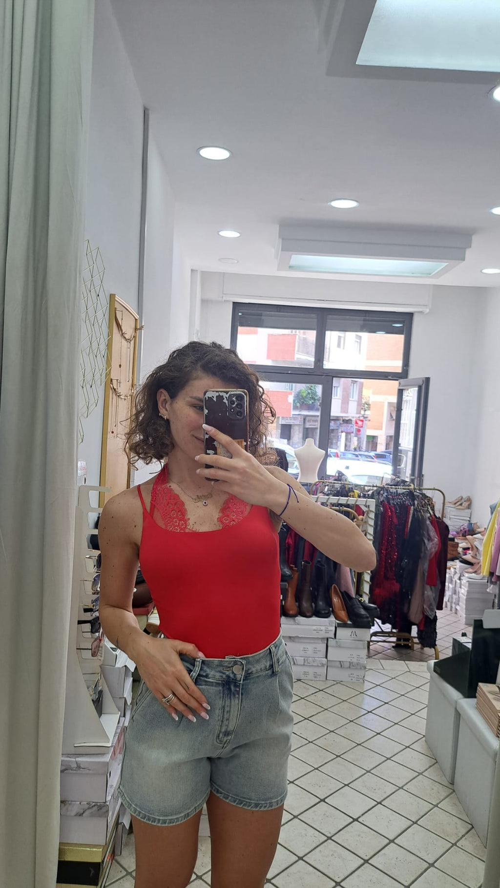 Body con dettaglio merlettato
