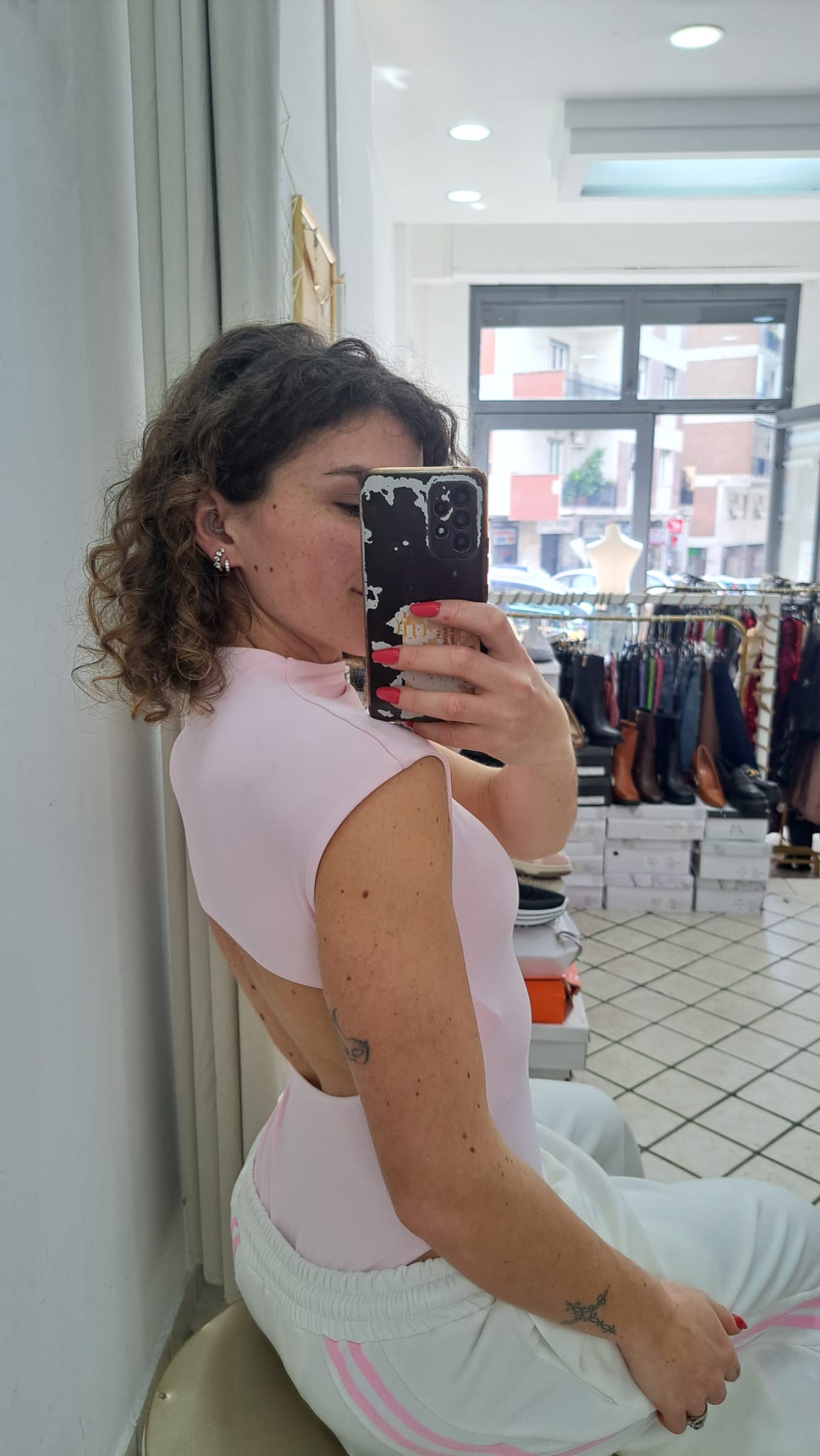 Body con mezzo scollo sulla schiena