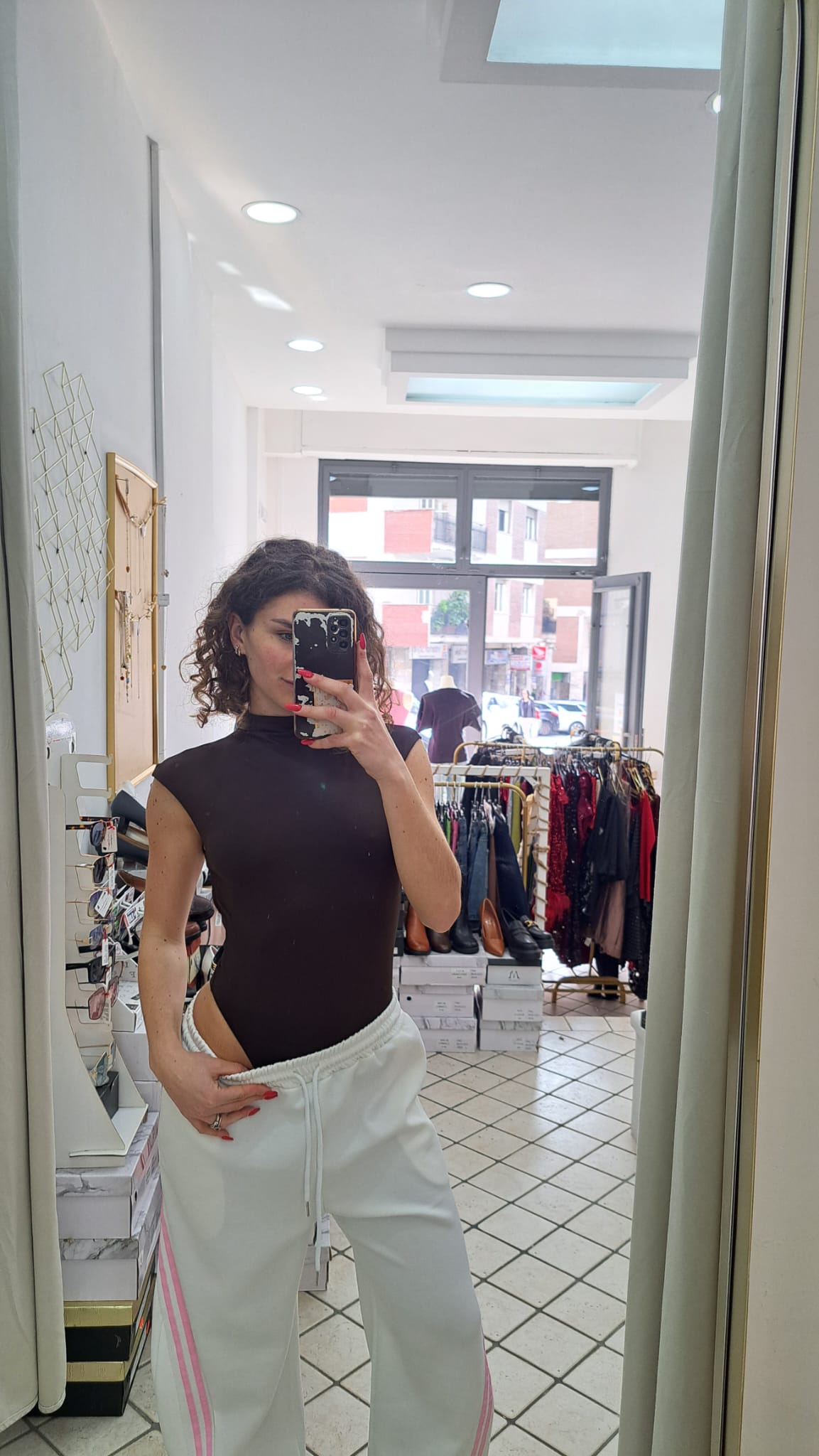 Body con mezzo scollo sulla schiena
