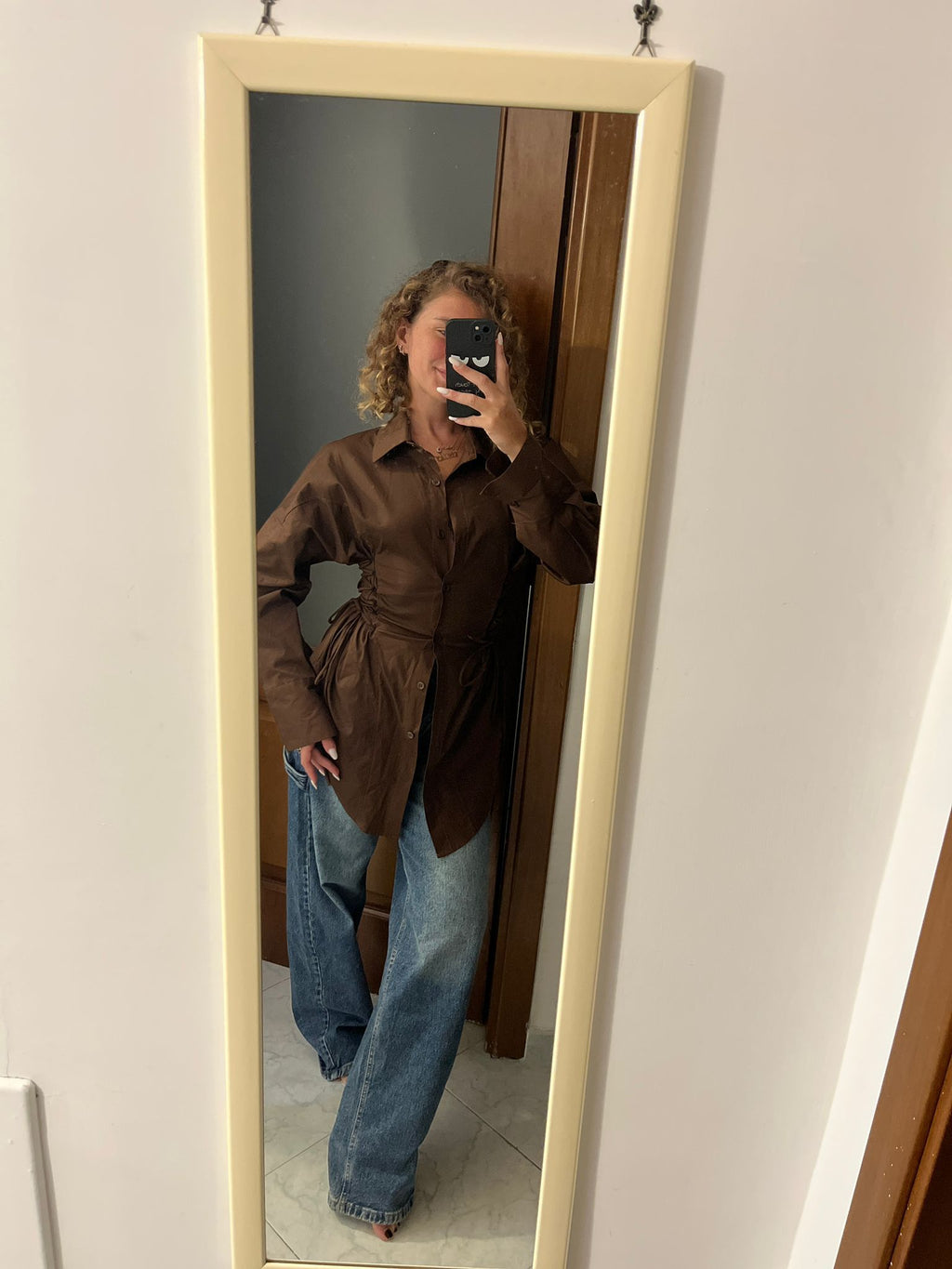 Camicia lunga con lacci laterali