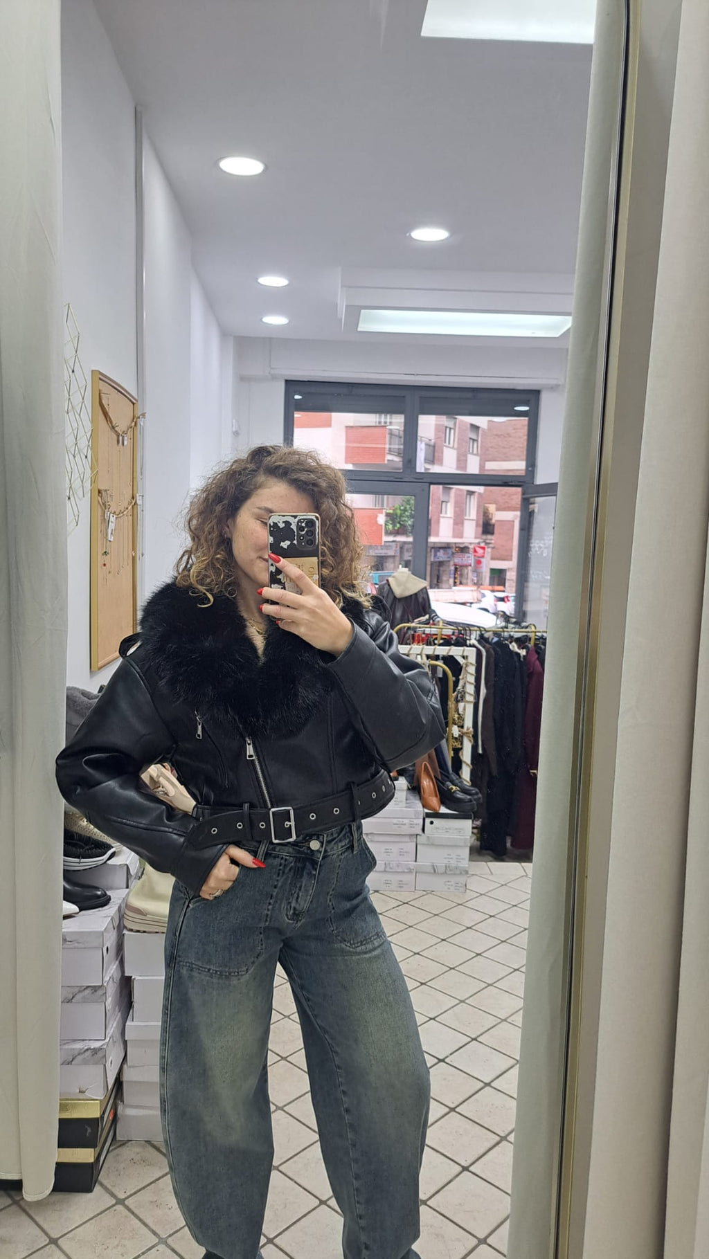 Giubbotto in ecopelle felpato e con pelliccia