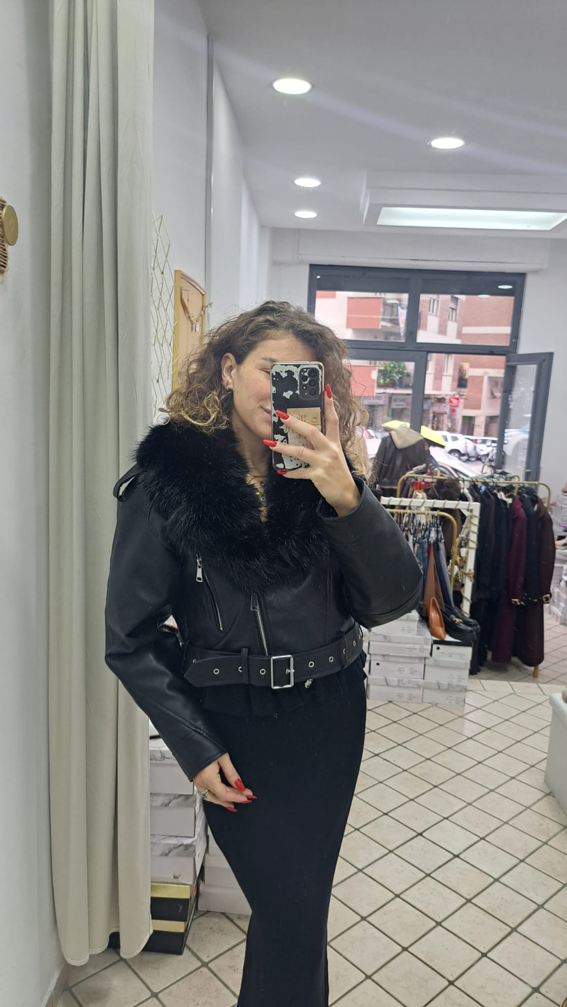 Giubbotto in ecopelle felpato e con pelliccia