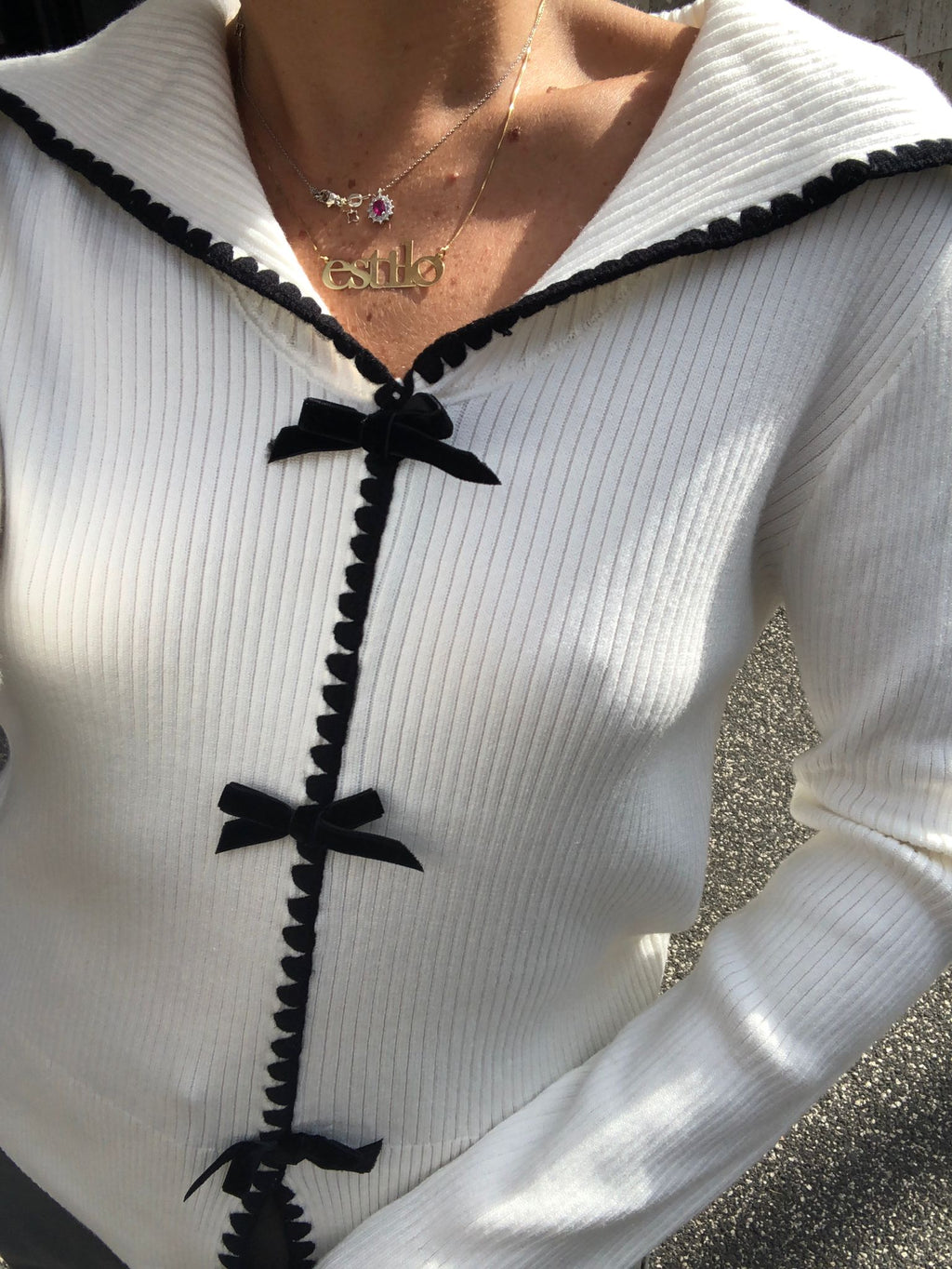 Maglione con dettagli fiocco